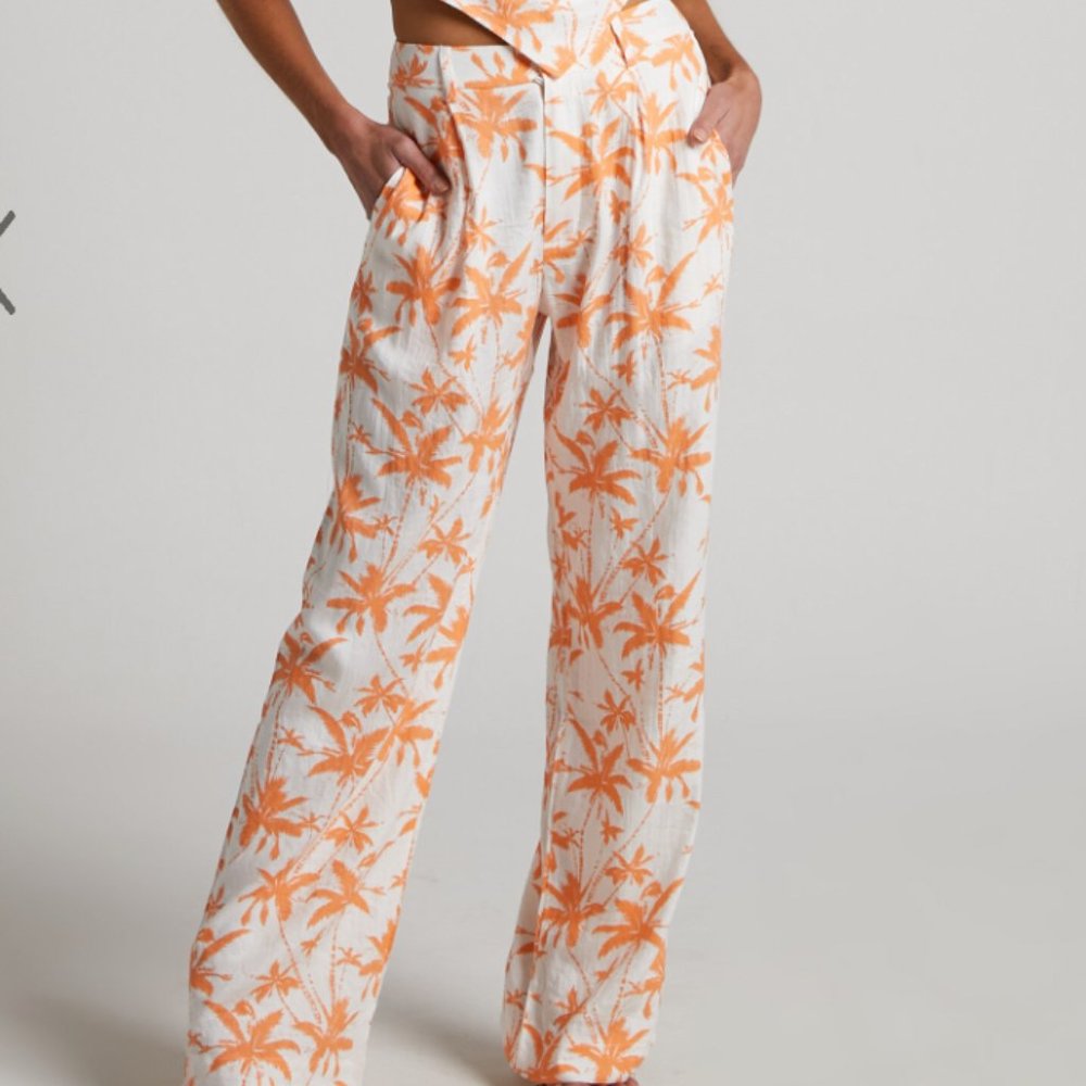 FAYELLA TROUSERS - RELAXED STRAIGHT LEG TROUSERS IN ORANGE PALM